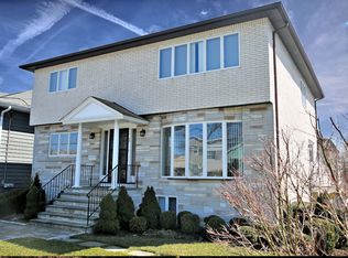 39 Harrison Ave, Harrison, NY 10528
