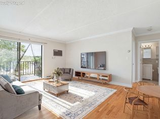 209 Riverview Ave APT 5, Newton, MA 02466