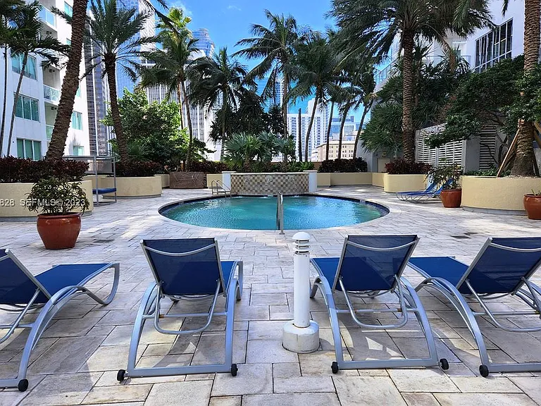244 Biscayne Blvd #200 — Photo 15