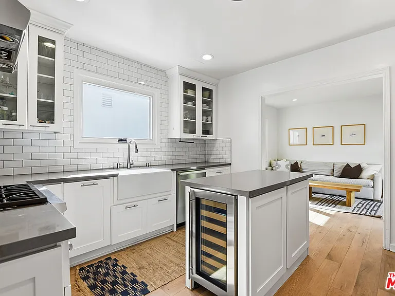 627 N Fuller Ave — Photo 7
