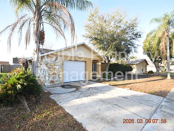 2nd image of 7338 1/2 Foxbloom Dr