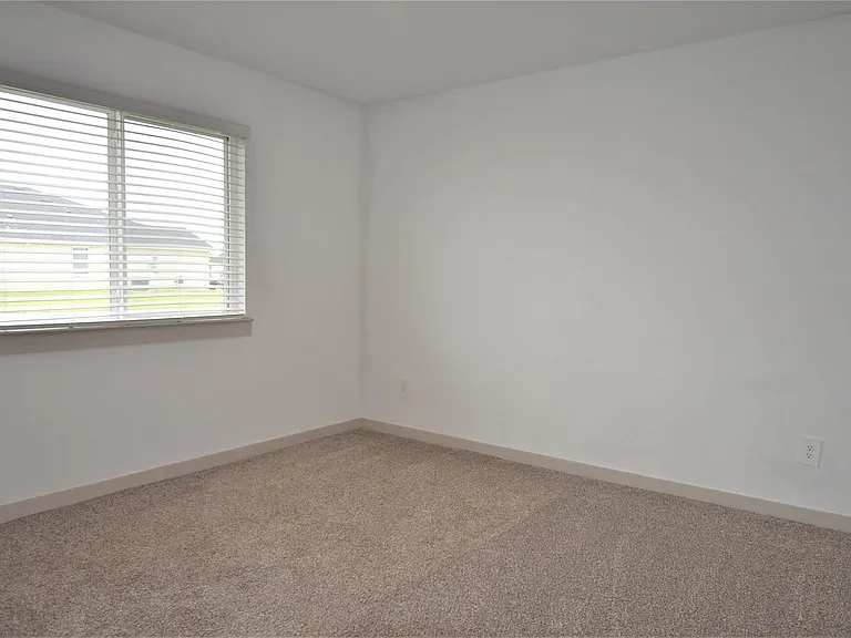 4023 Yonkers Valley Ln — Photo 8