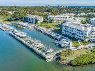 921 Bay Colony Dr S, Juno Beach, FL 33408