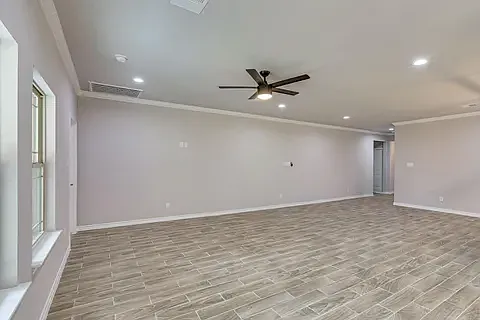Living room/hall