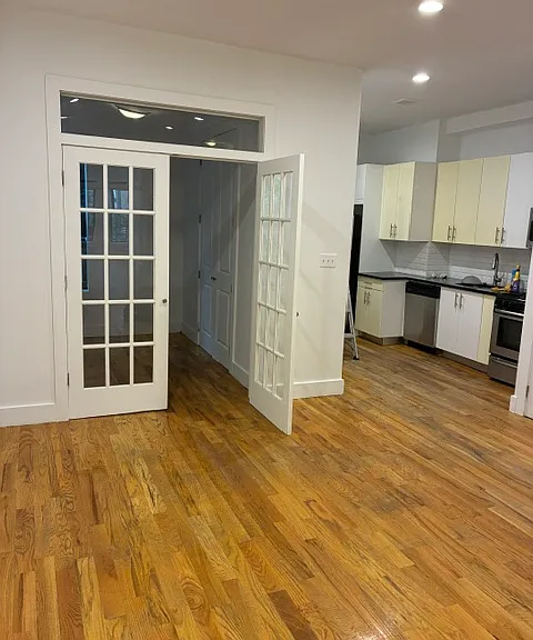 451 Marion St #1 — Photo 2
