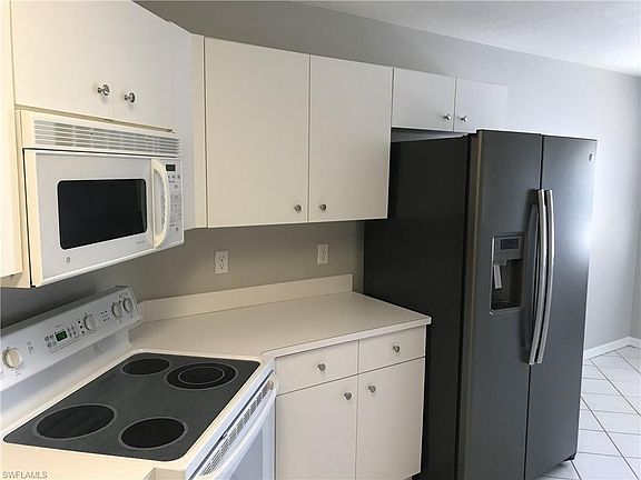 4th image of 2437 Millcreek Ln APT 203