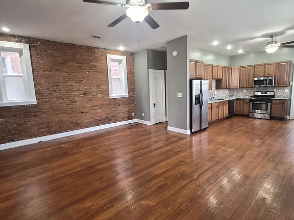 4th image of 3458 Chippewa St #2F