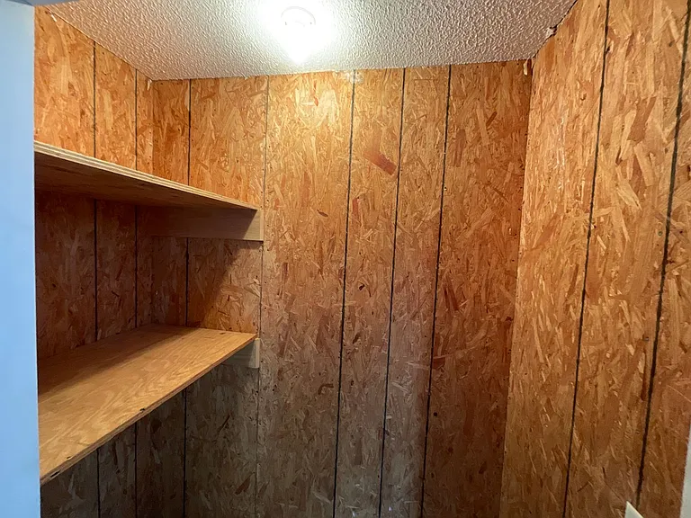 Meridian Park Apartments — Photo 214