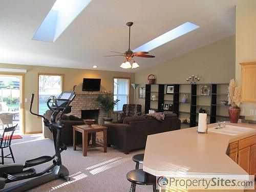4th image of 10512 Pioneer Dr