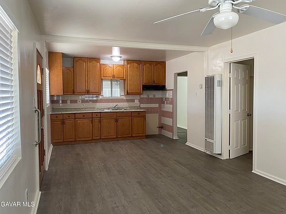 4th image of 10257 E Avenue S4