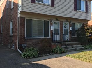 716 E Thirteen Mile Rd, Royal Oak, MI 48073