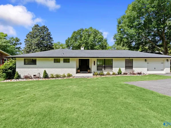 6304 Spring Creek Dr, Guntersville, AL 35976