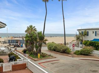 20 22nd St APT A, Hermosa Beach, CA 90254