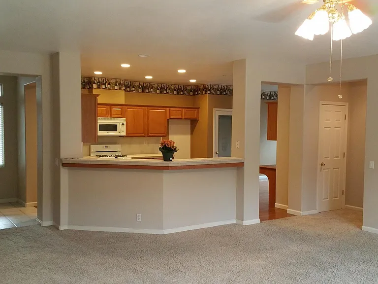 3446 San Joaquin Ct — Photo 4