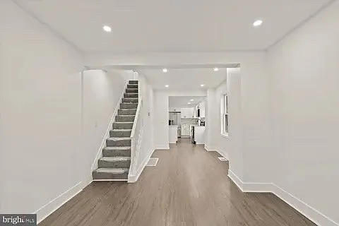 4 bed, $2,000 — Photo 3
