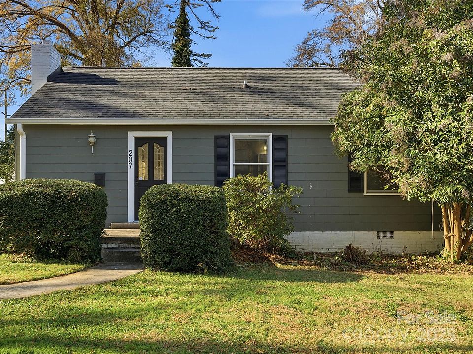 1st image of 207 Oakdale St