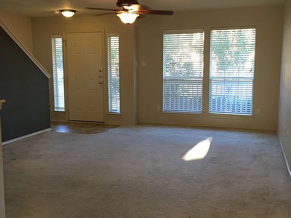 4th image of 601 Cherry Creek Dr #18
