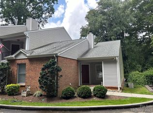 22 8th Ave NW #22, Hickory, NC 28601