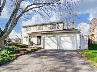 8701 Ripton Dr, Powell, OH 43065