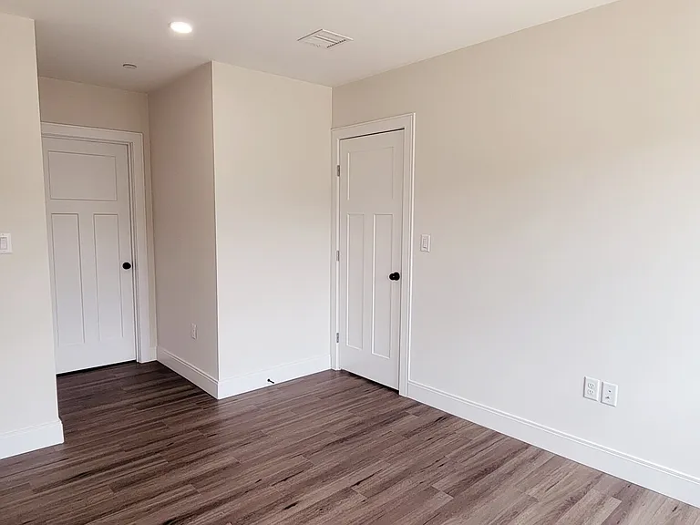 317 Belgrade Ave #201 — Photo 9