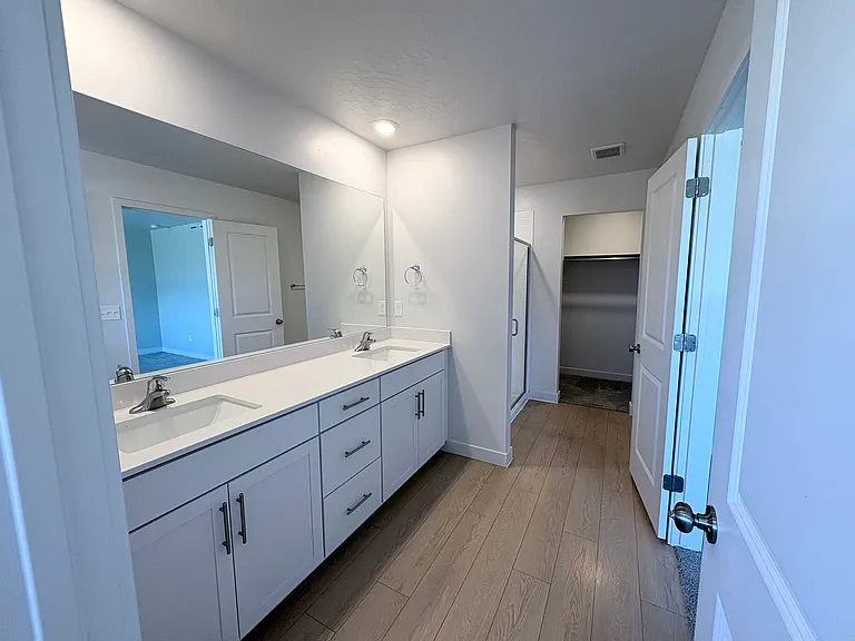 1397 S 570 W — Photo 5