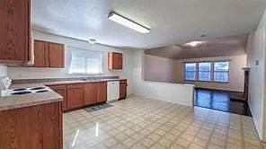 3 bed, 2.0 bath, 1736 sqft, $2,050 — Photo 4