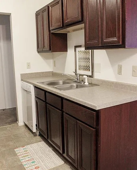 Autumn Ridge Apartments — Photo 5