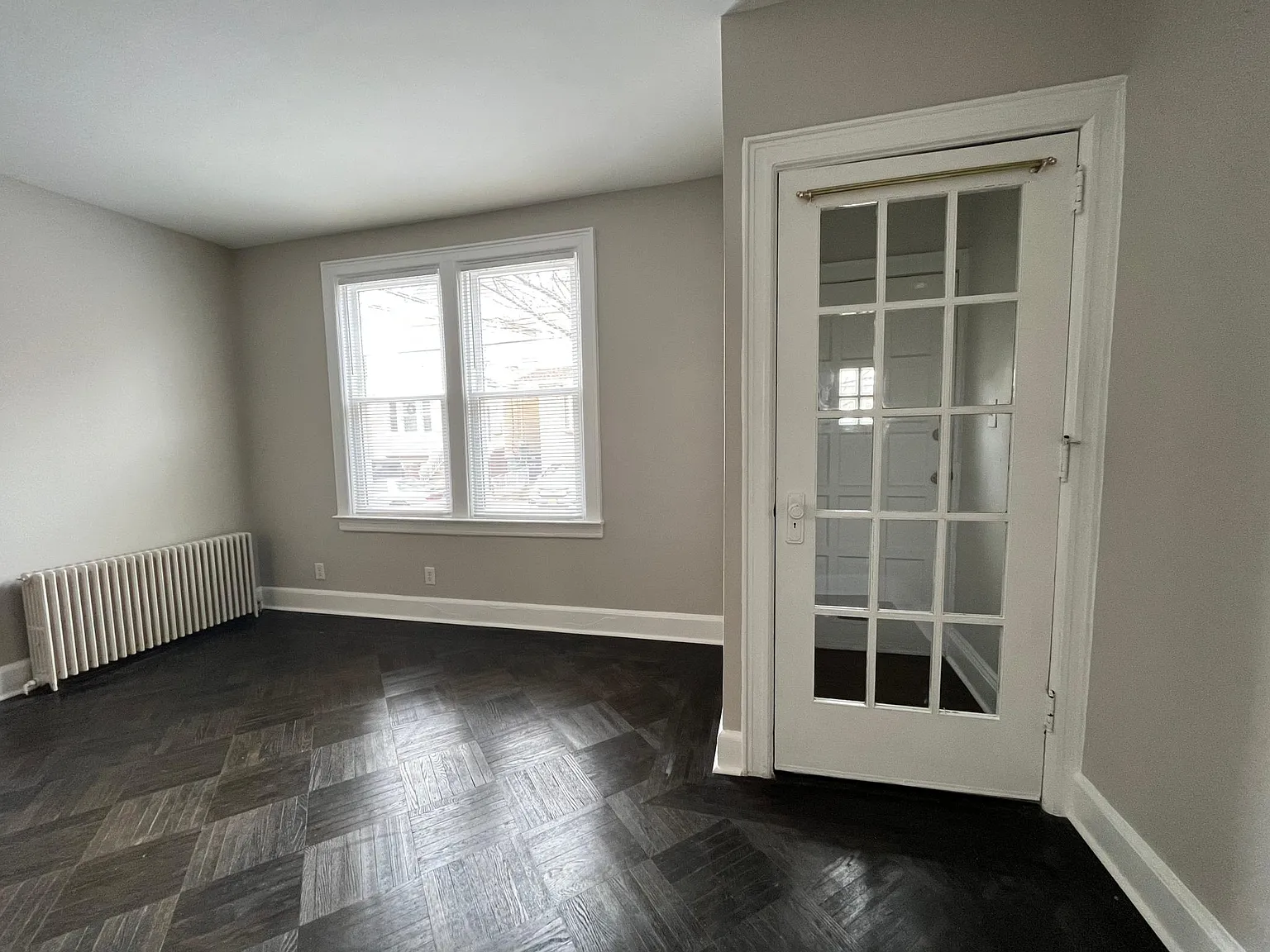 1 bed, 900 sqft, $1,600 — Photo 4