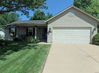 521 Atlas Ct, Saint Peters, MO