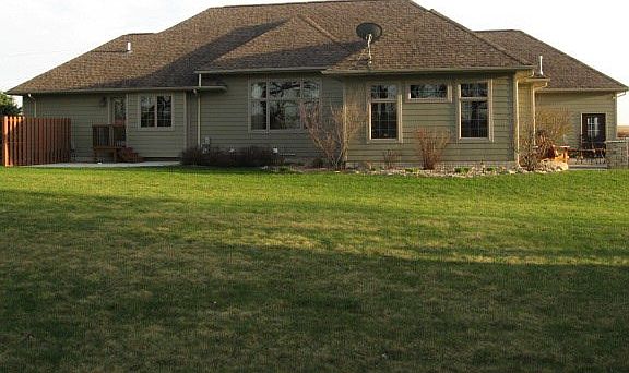 2nd image of 2027 Deer Creek Dr