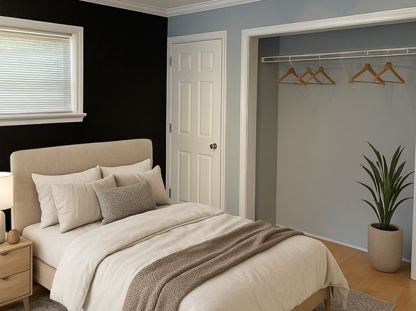 1047 W Academy St #7