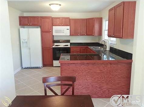 New Granite Kitchen 1