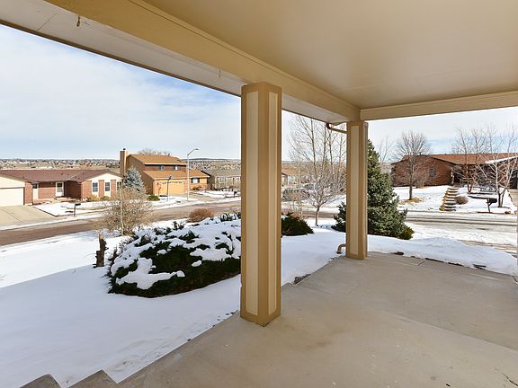 3rd image of 6780 Lange Cir