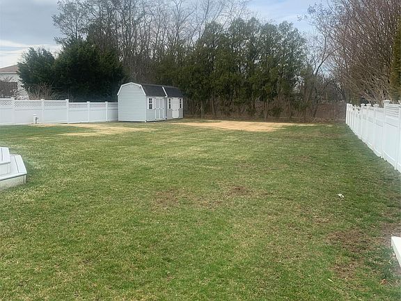 3rd image of 854 Terra Lane