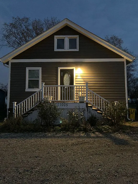 1005 Kelso Dr photo 1