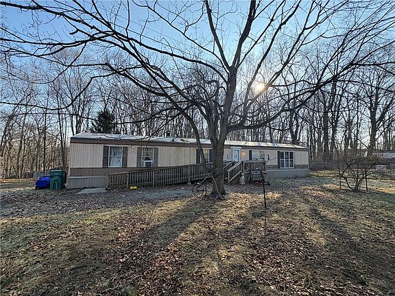 2nd image of 367 Studebaker Rd