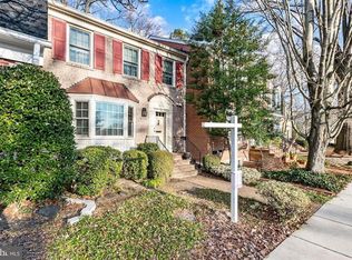 6429 Eastleigh Ct, Springfield, VA 22152