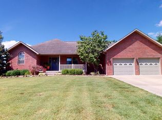 2033 N Shamrock Ln, Jasper, IN 47546