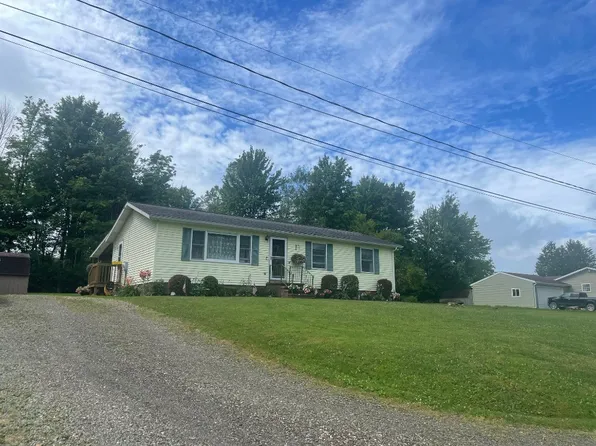 350 6th St, Corry, PA 16407