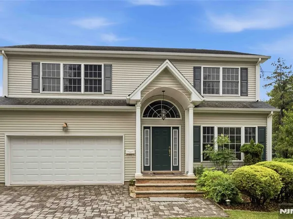 400 Paris Ave, Northvale, NJ 07647