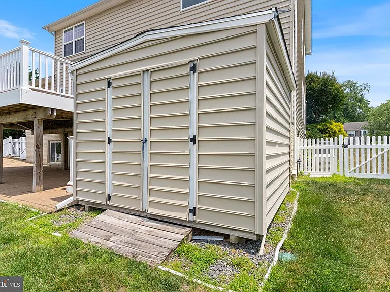 7495 Cavalcade Dr — Photo 50