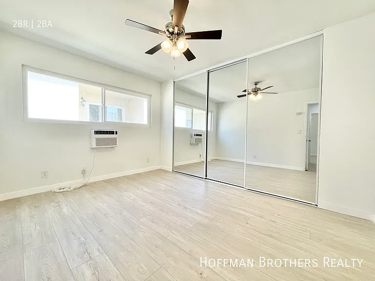 1017 Ocean Park Blvd #5 — Photo 10