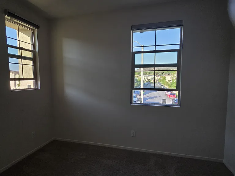 723 Merit Dr — Photo 16