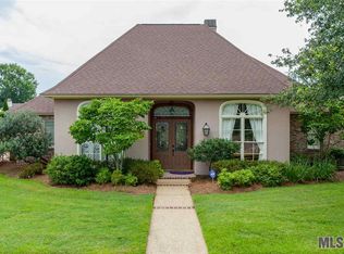 17704 Pecan Shadows Dr, Baton Rouge, LA 70810