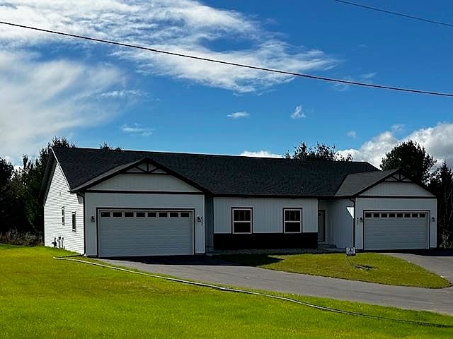 1st image of 400 Mine Rd