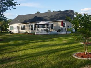 210 Brook Crossing Rd, Swansboro, NC 28584