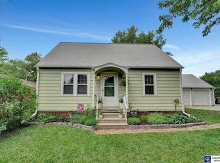4044 M St, Lincoln, NE 68510