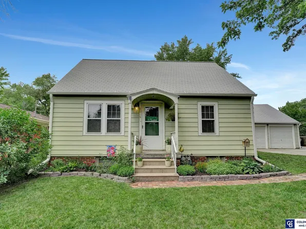 4044 M St, Lincoln, NE 68510