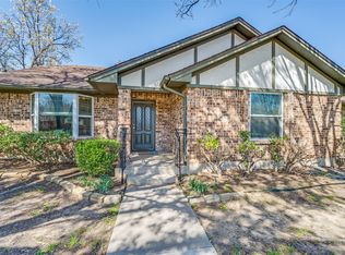3225 Broken Arrow Rd, Denton, TX 76209