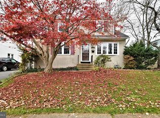 1588 Osbourne Ave, Abington, PA 19001